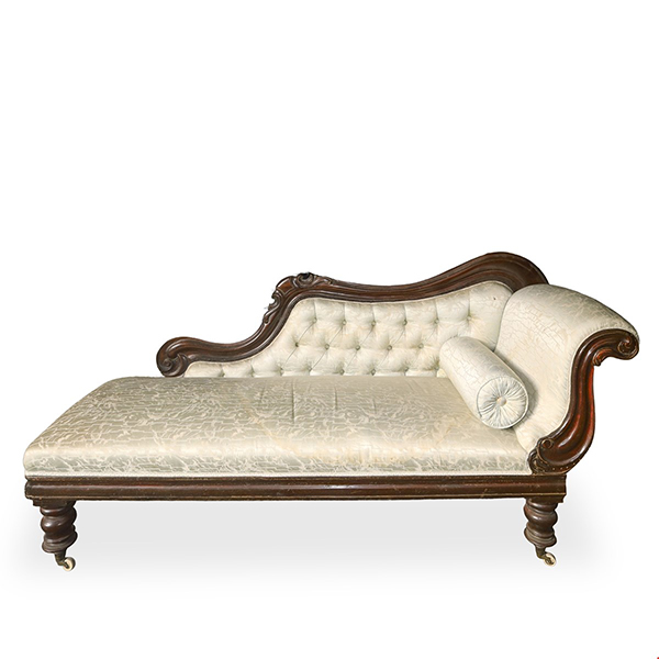 Arredi e complementi d'arredo in stile